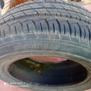 Neumático 205/60R15 91V