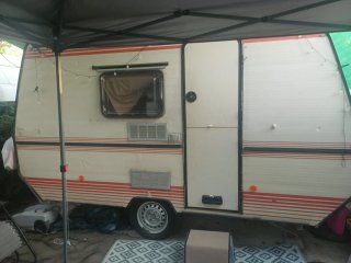 Caravana Roller Aloha 330 <750kg CON PAPELES