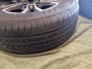 Llantas Jeep Originales 16” con Neumáticos