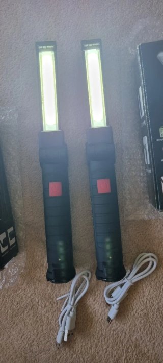 2 torce LED ricaricabili USB