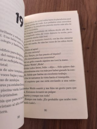 Mira a cámara y ¡muere gritando! Horrorland 8