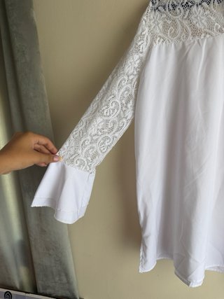 Blusa blanca encaje manga larga