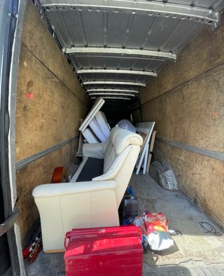 Transportes y Mudanzas Económicas | Furgón Propio