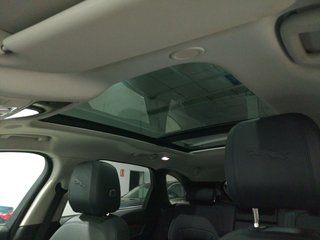 Jaguar F-PACE 2.0D l4 MHEV SE AWD Auto 150 kW (204 CV)