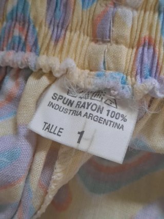 Falda larga con estampado colorido
