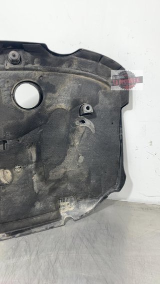 TAPA MOTOR Mercedes-Benz C Berlina (BM 205)(03.2014->)