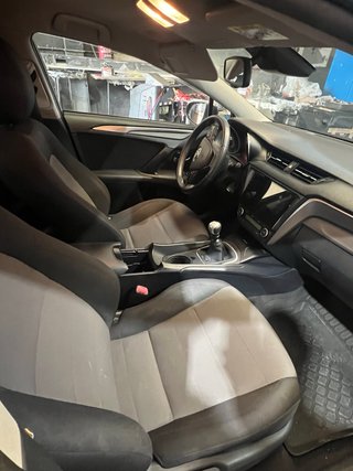 Toyota Avensis 2016