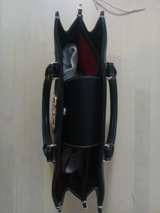 Bolso Moschino Negro Tachuelas