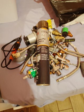 Materiale per idraulico