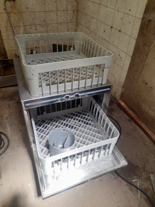 Lavavajillas profesional Comenda cesta 40
