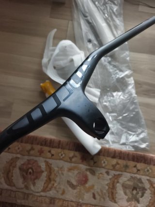 Manubrio integrato in carbonio Syncros MTB 100mm