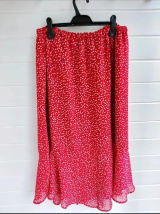Vaporosa falda midi floral