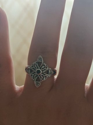 Anel Celta em Prata de Lei 925 com Nós Triquetra e