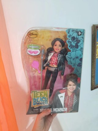 Muñeca Disney Teen Beach Movie McKenzie barbie 90s