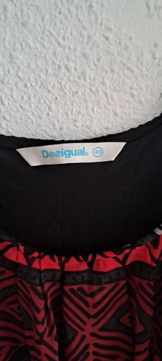 Vestido Desigual Negro y Rojo