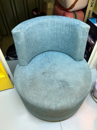 Sillón azul de tela