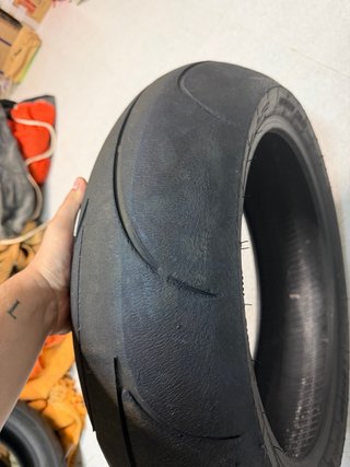 Dunlop D213 180/60 R17
