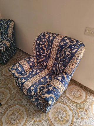 Sofá y sillones tapizados