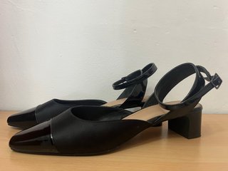 Zapatos de tacón Zara negros - nuevo sin etiquetas
