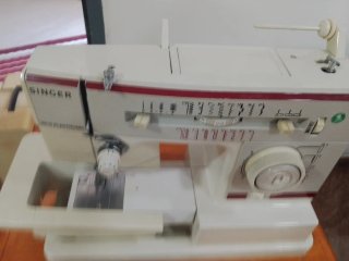 Máquina de coser Singer electrónica