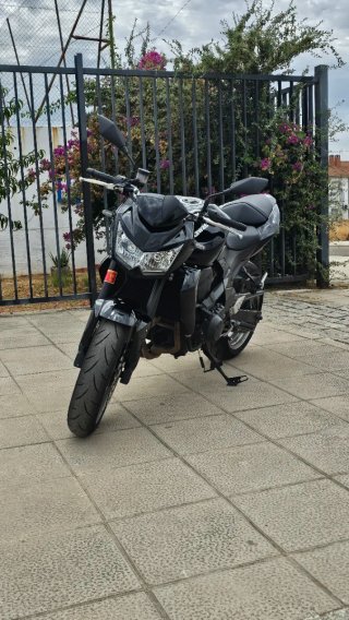 Kawasaki Z750