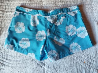 Pantalón corto azul flores vintage