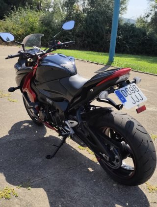 Suzuki GSX-S1000F