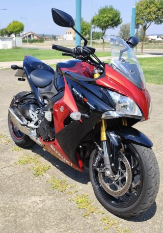 Suzuki GSX-S1000F