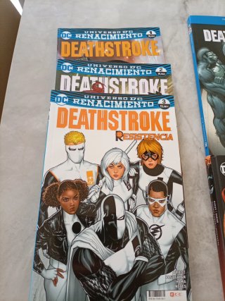 Deathstroke renacimiento completa (8 tomos ecc)