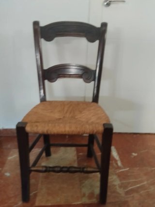 Silla rústica madera asiento de esparto