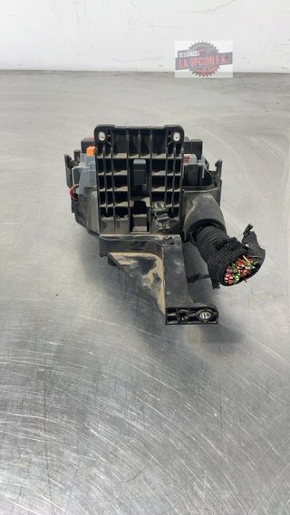 CAJA RELES / FUSIBLES Iveco Daily Furgón (2014->)