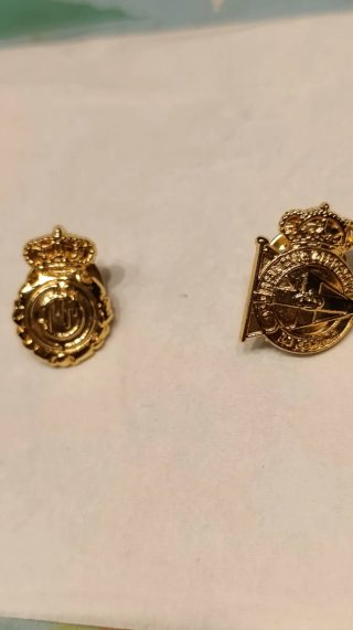 Pins dorados de la Liga Española de Futbol