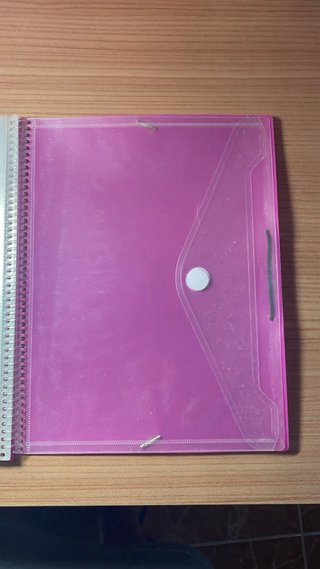Carpeta Morada con Goma Elástica