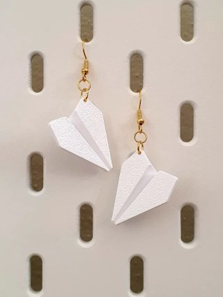 Pendientes avión de papel blanco y dorado