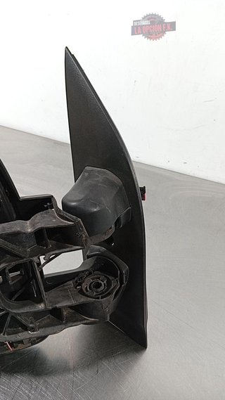 RETROVISOR DERECHO Iveco Daily Furgón (2014->)