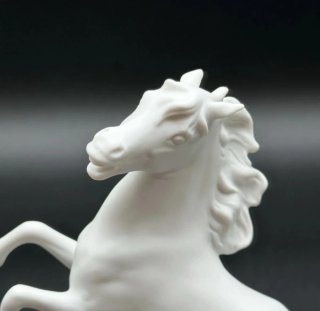 Scultura cavallo rampante firmata G. Bochmann