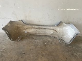 Paragolpes Opel Astra J 2011-2016