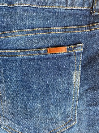 Pantalón corto vaquero de Mango