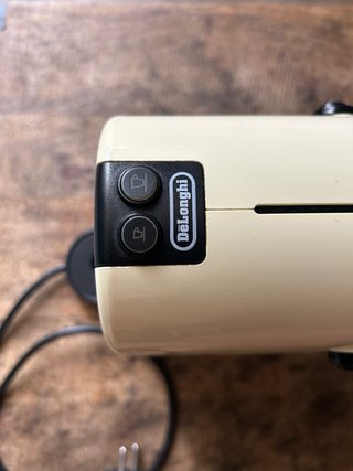Cafetera Nespresso DeLonghi Essenza