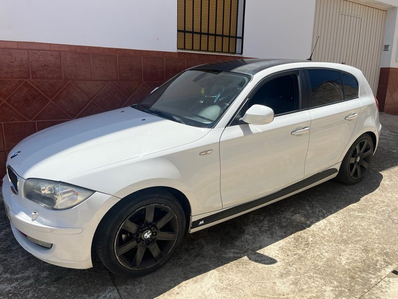 BMW Serie 1, 116 d - foto 1