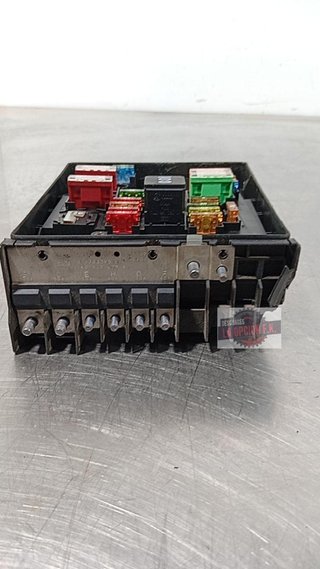 CAJA RELES / FUSIBLES Volkswagen Golf VI (5K1)(10.2008->2012)