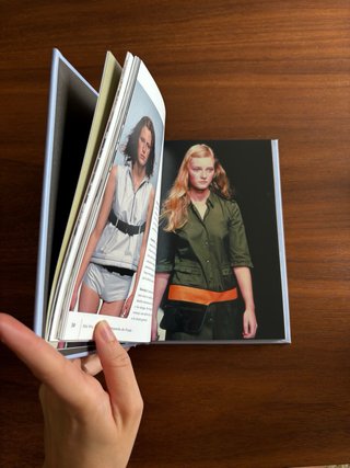 Prada : la historia de la icónica casa de moda