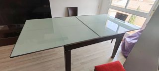 Mesa de comedor y sillas