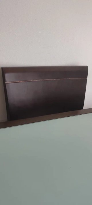 Mesa de comedor y sillas