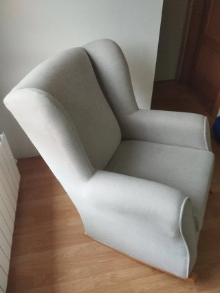 Sillón Mecedora Beige/Gris Tela y Madera