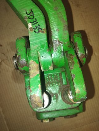 Pedal con Bomba de freno John Deere 3135