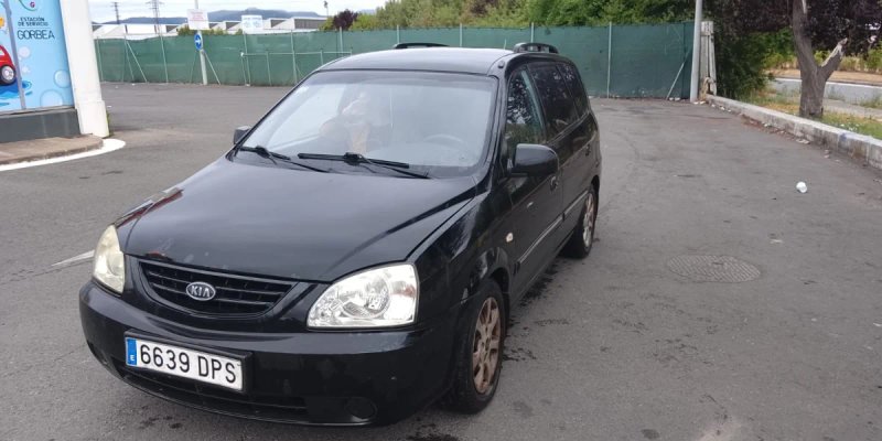 KIA Carens 2005 - foto 1