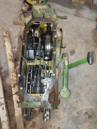 Caja de cambios John Deere 3135