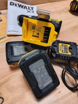 DewaltDCD796P2- powerstack