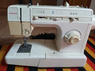 Máquina de coser Singer